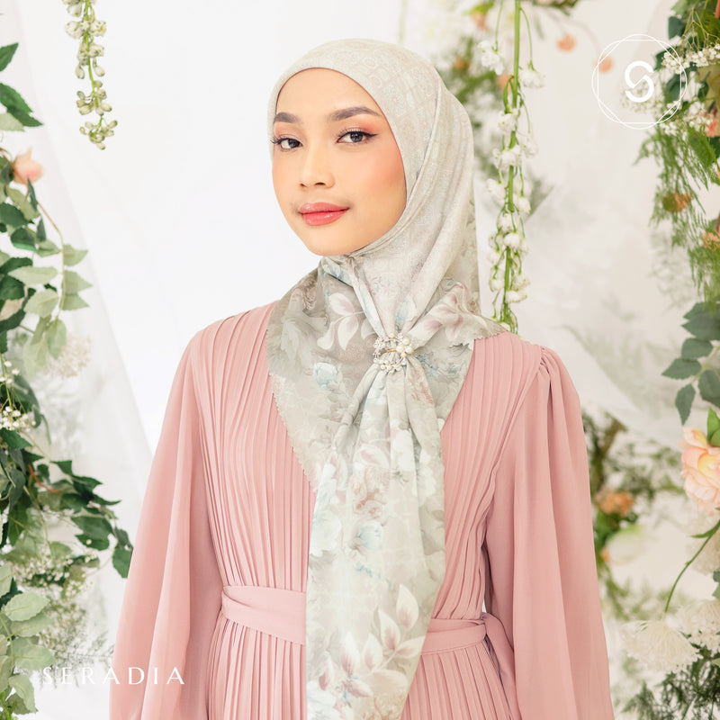 Seradia Hijab Segi Empat Aresya