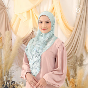 Seradia Hijab Segi Empat Rosalia Collection