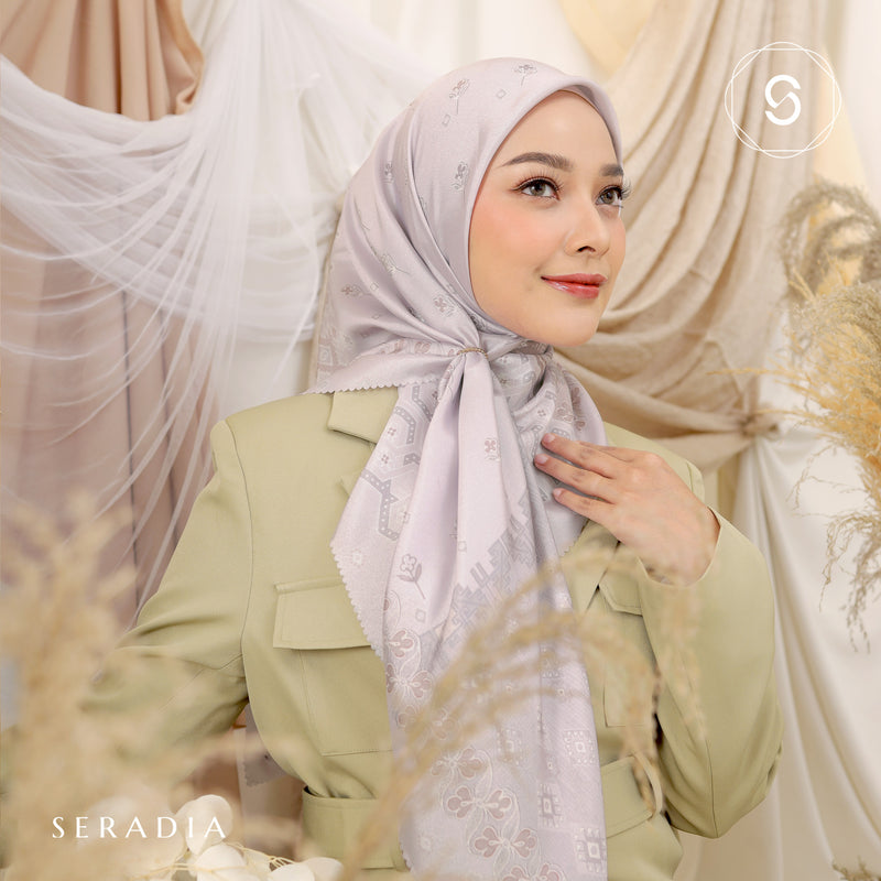 Seradia Hijab Segi Empat Maha Scarf