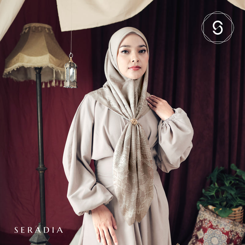 Seradia Hijab Segi Empat Magani Scarf - Classic Collection