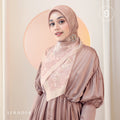 Seradia Hijab Segi Empat - Raveena