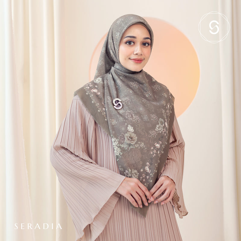 Seradia Hijab Segi Empat Neela - Syar'i Collection