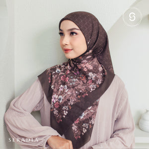 Seradia Hijab Segi Empat Savara Scarf - Timeless Collection