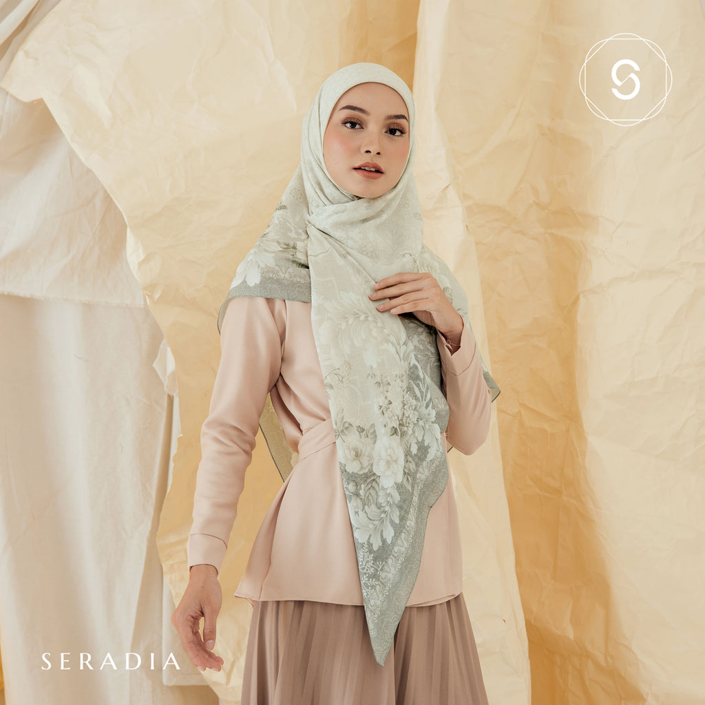 Seradia Hijab Segi Empat Syar'i Radhia