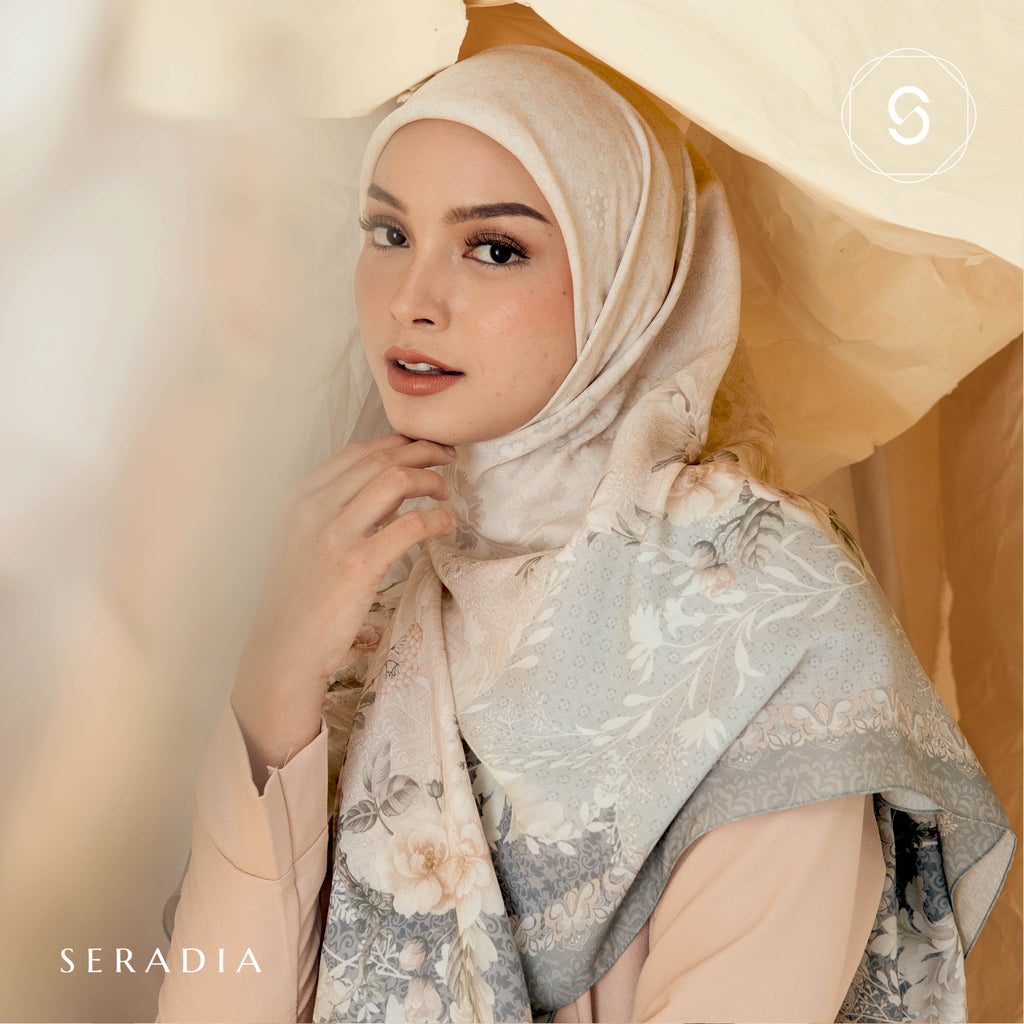 Seradia Hijab Segi Empat Syar'i Radhia