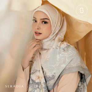 Seradia Hijab Segi Empat Syar'i Radhia