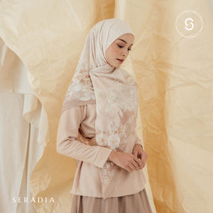 Seradia Hijab Segi Empat Syar'i Radhia