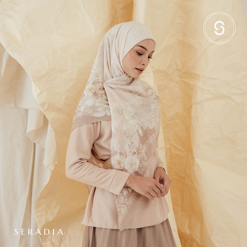 Seradia Hijab Segi Empat Syar'i Radhia