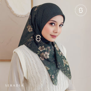 Seradia Hijab - Segi Empat Motif Tesra Timeless Collection