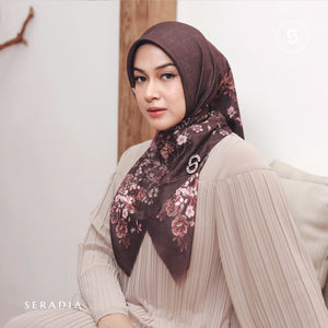 Seradia - Hijab Segi Empat Motif Sheina - Petals of June
