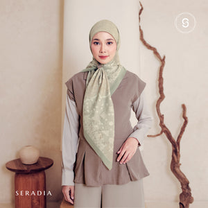 Seradia Hijab - Segi Empat Motif Tenira- Timeless Collection