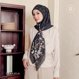 Seradia Hijab - Segi Empat Motif Kanira - Timeless Collection