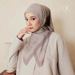 Seradia Hijab - Segi Empat Motif Gimara - Timeless Collection