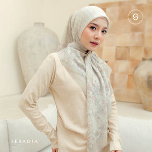 Seradia Hijab - Segi Empat Motif Nesara - Timeless Collection