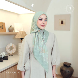 Seradia Hijab - Segi Empat Motif Saila - Timeless Collection