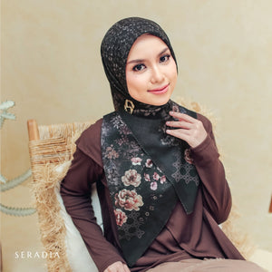 Seradia Hijab - Segi Empat Motif Laima Timeless Collection