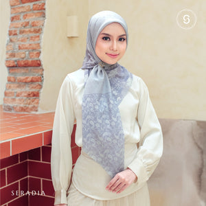 Seradia Hijab - Segi Empat Motif Barisa Timeless Collection
