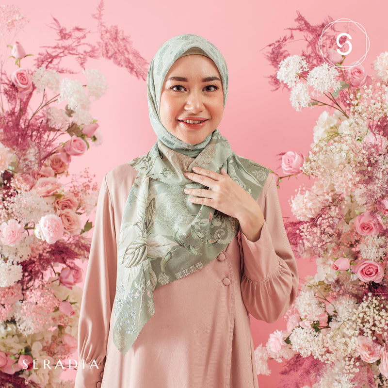 Seradia Hijab Segi Empat Minara