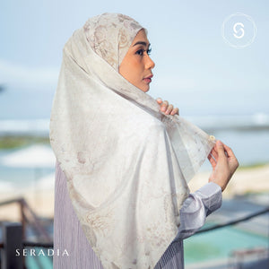 Seradia Pashmina Sasi