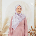 Seradia Hijab Segi Empat Paradista